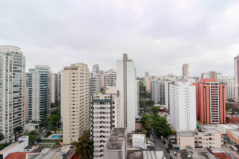 Apto completo em Moema c/ cama queen e WI-FI