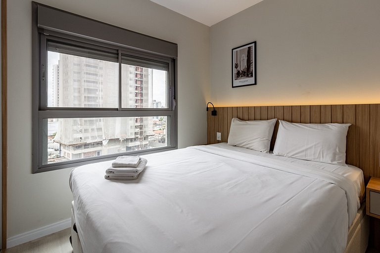 Apto completo c/ sistema de self check-in e WI-FI