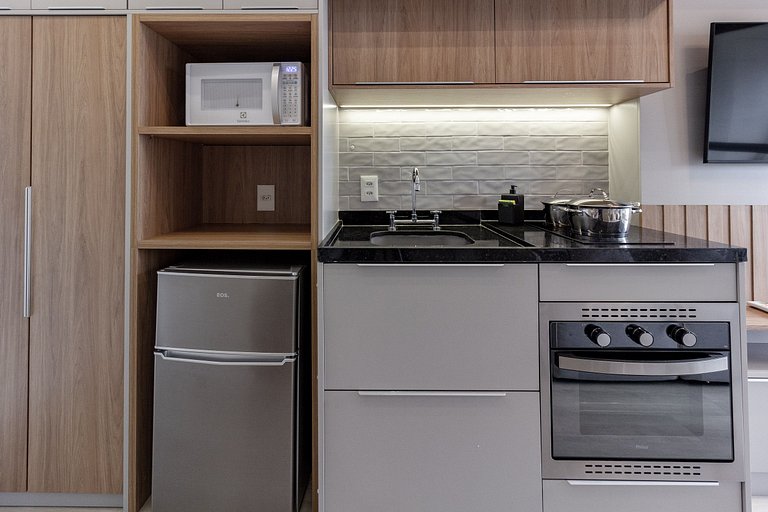 Apto completo c/ sistema de self check-in e WI-FI