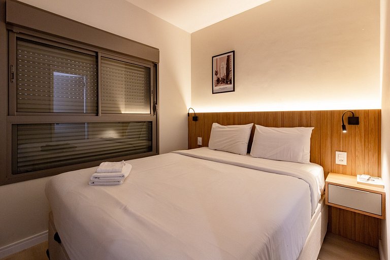 Apto completo c/ sistema de self check-in e WI-FI