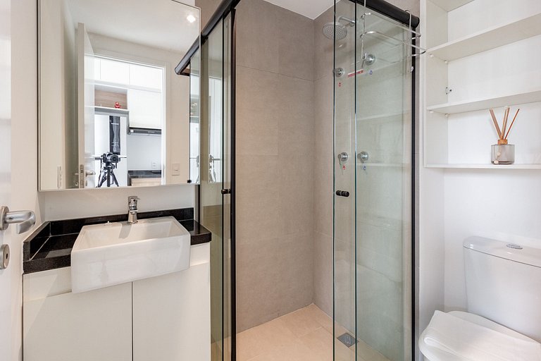 Apt superior c/ vista para cidade próx da Paulista