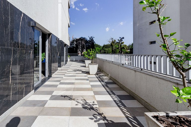 Studio Brooklin c/ Varanda, Metrô, Piscina e Coworking
