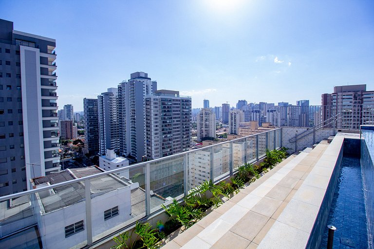 Studio Brooklin c/ Varanda, Metrô, Piscina e Coworking