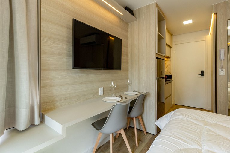 Studio Premium Brooklin c/ Ar-Condicionado e Piscina