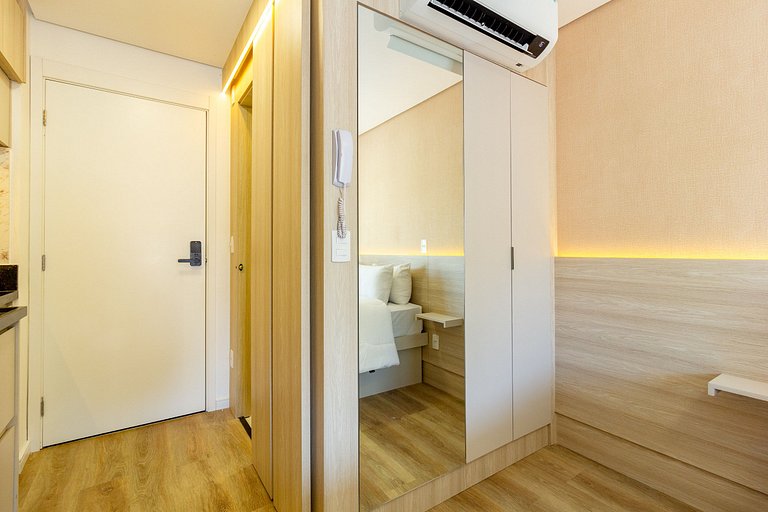 Estúdio de luxo | 1 min metrô Brooklin