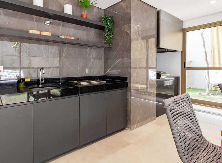 Luxo e conforto | Apto completo c/ varanda