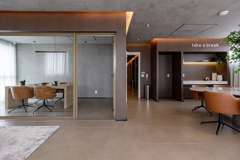 Luxo e conforto | Apto completo c/ varanda