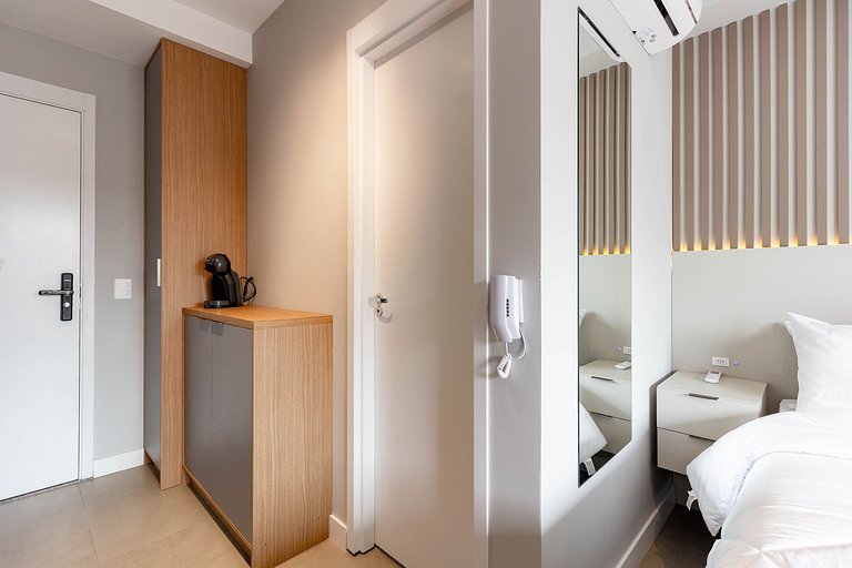 Luxo e conforto | Apto completo c/ varanda