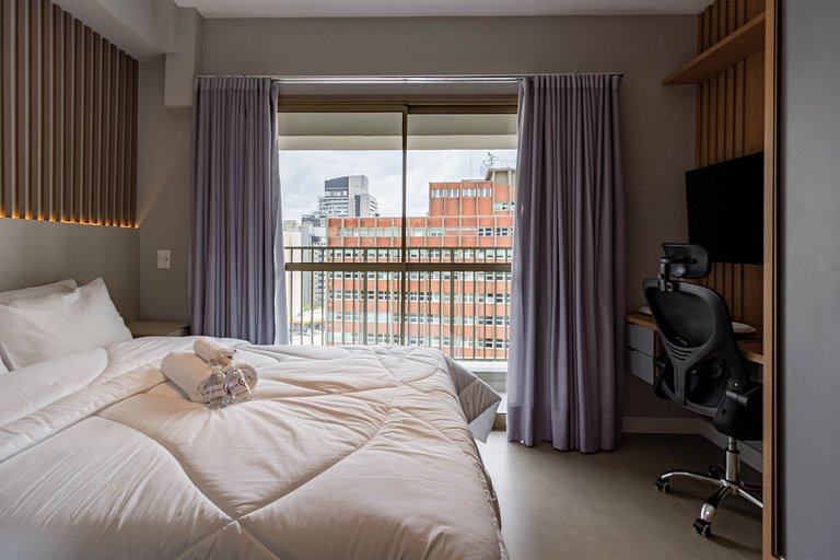 Luxo e conforto | Apto completo c/ varanda