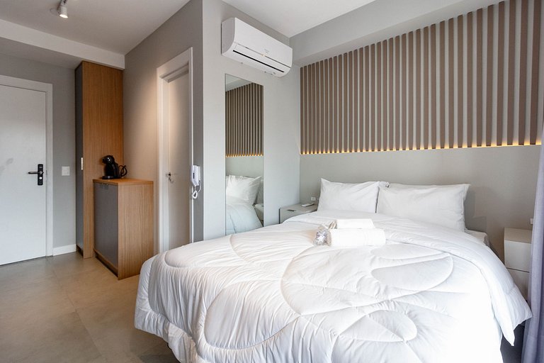 Luxo e conforto | Apto completo c/ varanda