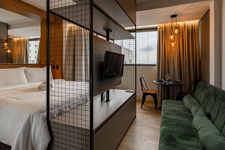 Elegância e Conforto | Apt completo c/ cama queen