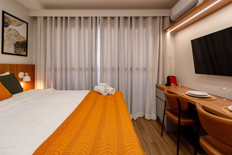 Varanda | Apto Completo e Novo no Coração de Moema