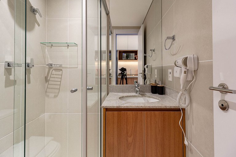 Studio em Moema com Varanda e Coworking