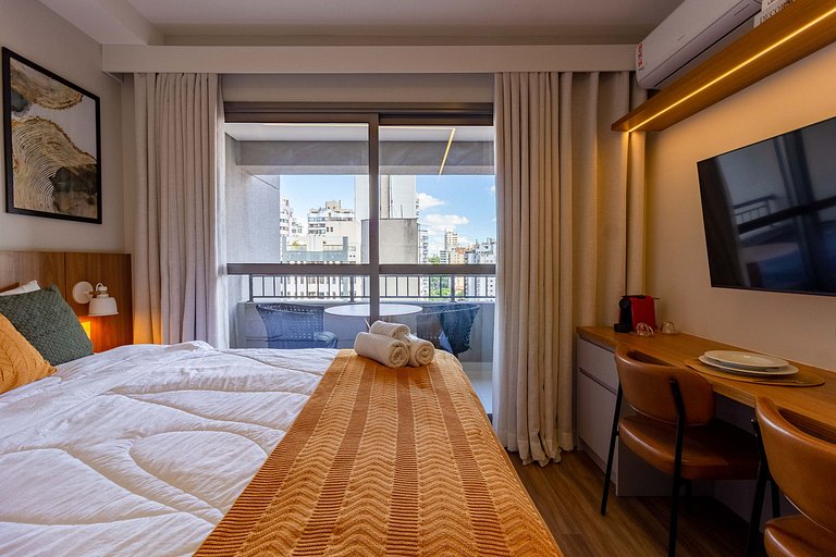 Varanda | Apto Completo e Novo no Coração de Moema