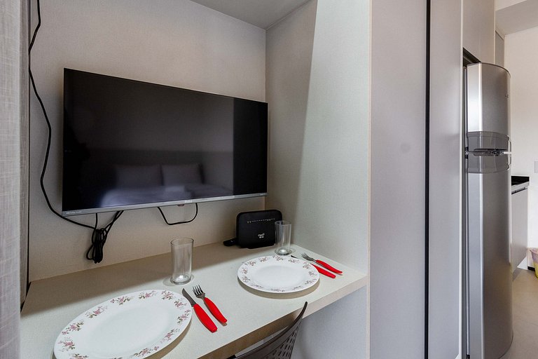 Aptosuperior com varanda próximo da Paulista