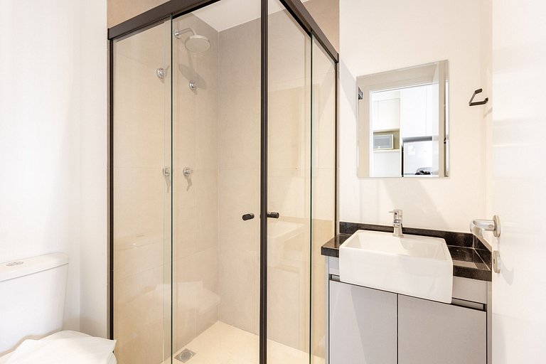 Aptosuperior com varanda próximo da Paulista