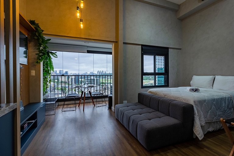 Studio em Pinheiros c/ Vista da Cidade e Rooftop
