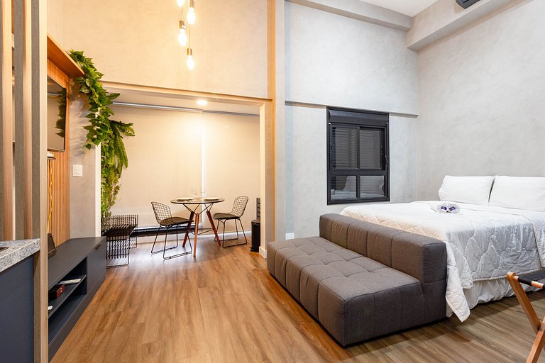 Studio em Pinheiros c/ Vista da Cidade e Rooftop