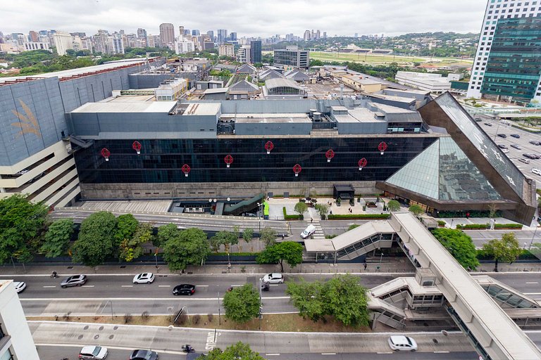 Encanto no coração de Pinheiros: Apt completo