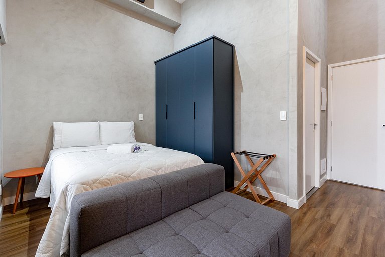 Encanto no coração de Pinheiros: Apt completo