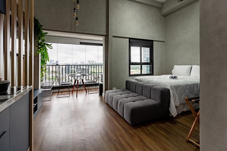 Studio em Pinheiros c/ Vista da Cidade e Rooftop