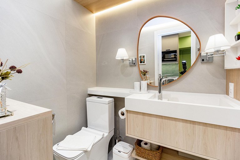 Prédio com Piscina/Academia Perto da Paulista