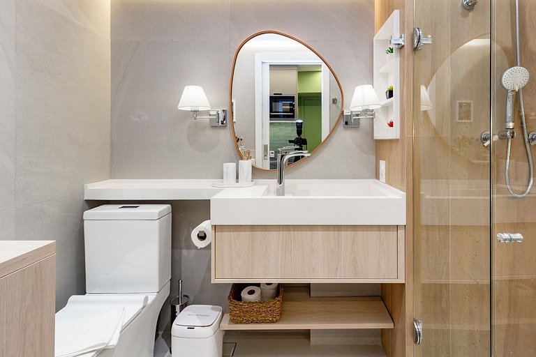 Prédio com Piscina/Academia Perto da Paulista