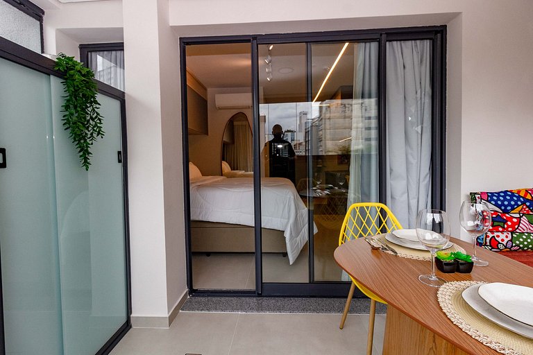 Prédio com Piscina/Academia Perto da Paulista