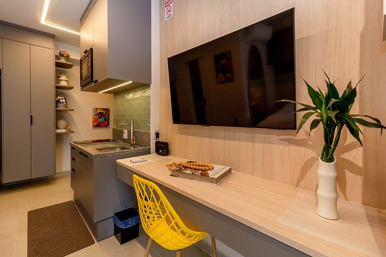 Prédio com Piscina/Academia Perto da Paulista