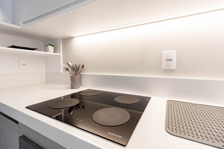 Business Class Pinheiros: Ao lado da Faria Lima