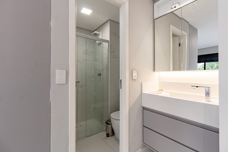 Business Class Pinheiros: Ao lado da Faria Lima