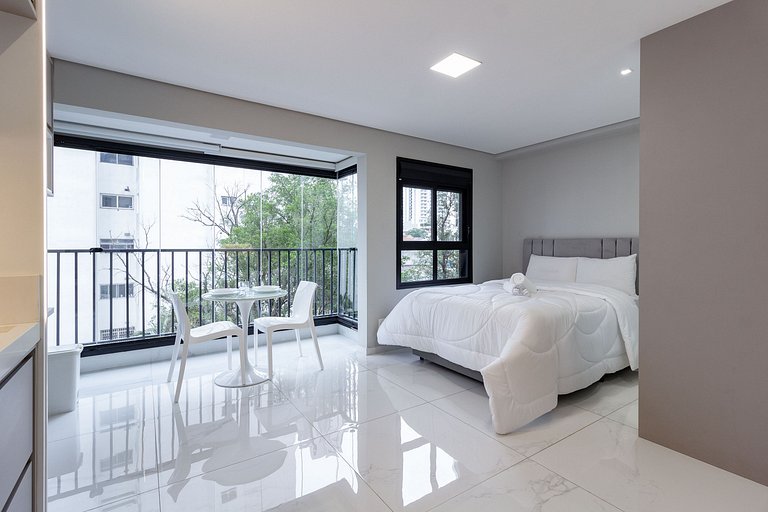 Business Class Pinheiros: Ao lado da Faria Lima