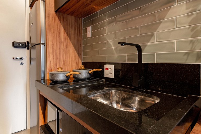 Apê moderno | Piscina | Próx à Paulista