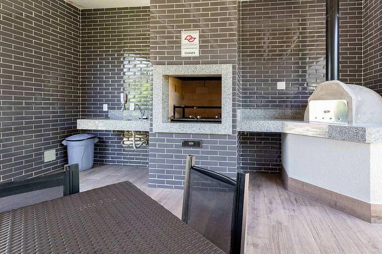 Apartamento superior de dois dorms em Moema