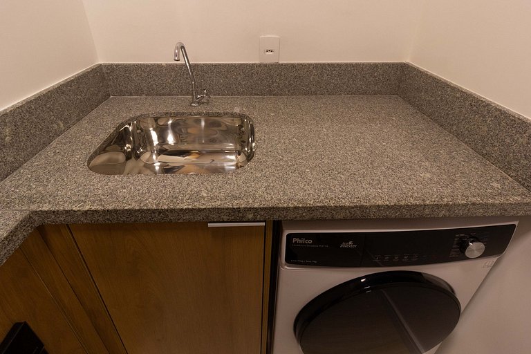 Apartamento superior de dois dorms em Moema