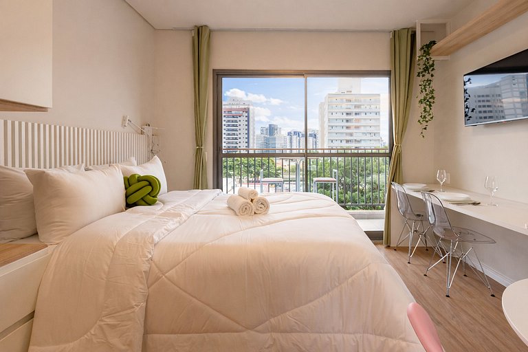 Design e Conforto no Brooklin | Cama Queen & AC
