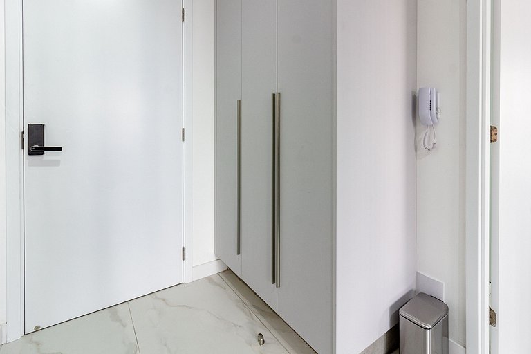 Estúdio Moderno no Coração dos Jardins