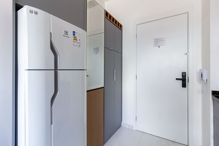 Charme e Conforto em SP: Wi-Fi, AC e Espaço para 4