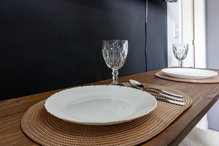 Charme e Conforto em SP: Wi-Fi, AC e Espaço para 4