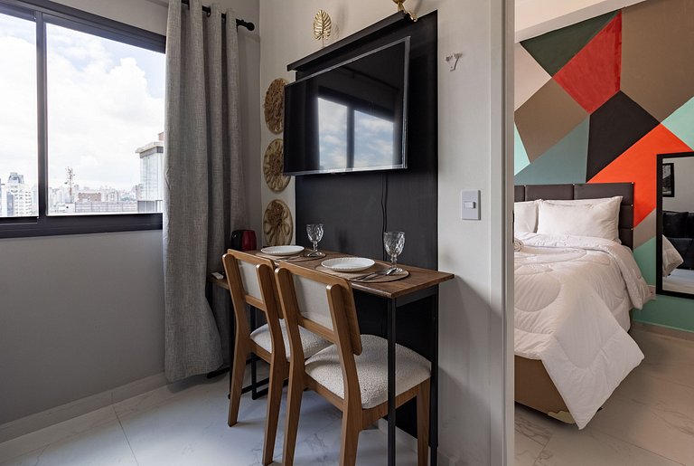 Charme e Conforto em SP: Wi-Fi, AC e Espaço para 4