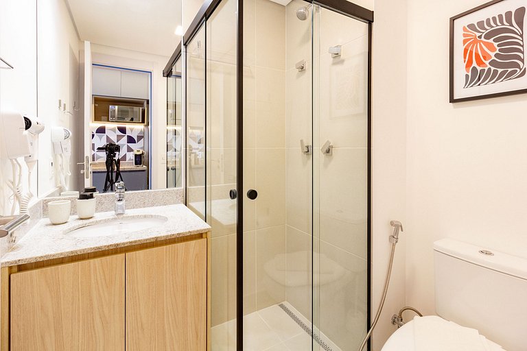Studio em Moema com Piscina e Portaria 24h