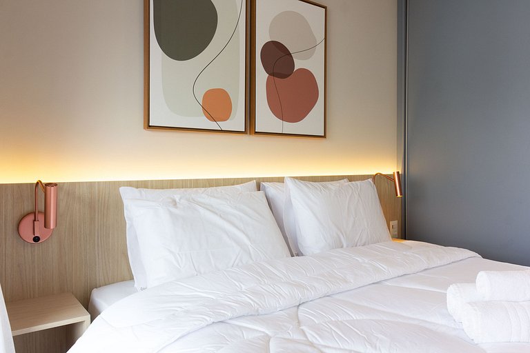 Studio em Moema com Piscina e Portaria 24h