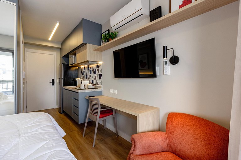 Studio em Moema com Piscina e Portaria 24h