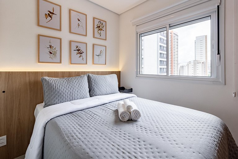 Studio moderno com lazer completo