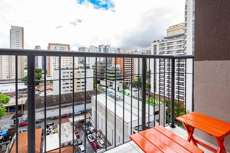 Studio moderno com lazer completo