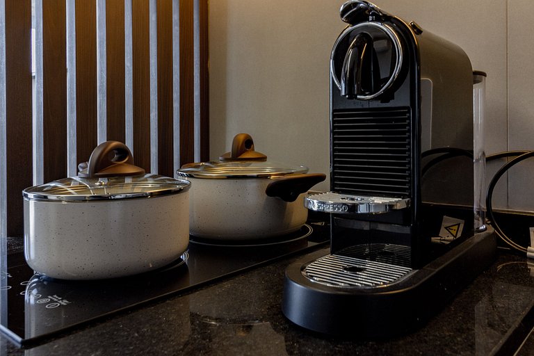 Apto completo com vista incrível próximo ao metrô