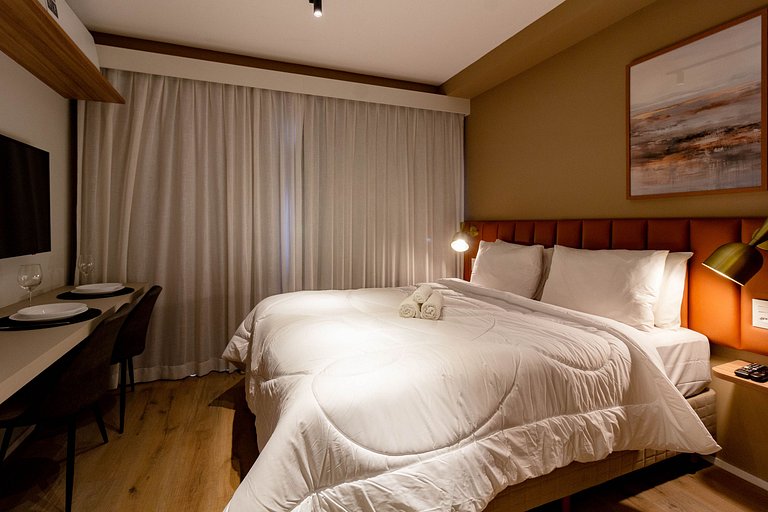 Luxo e conforto apto completo com cama queen size