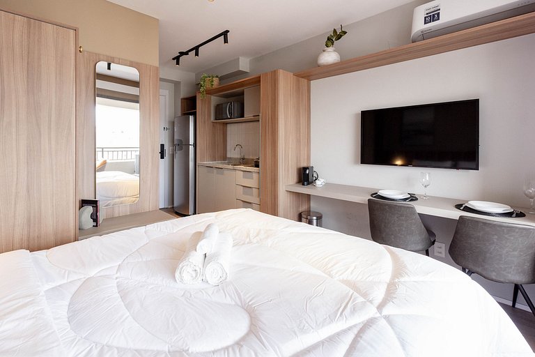 Luxo e conforto apto completo com cama queen size