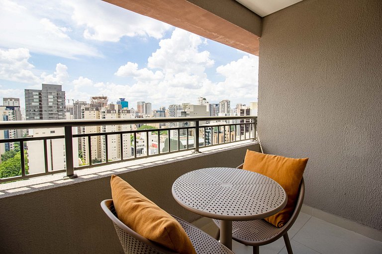 Luxo e conforto apto completo com cama queen size