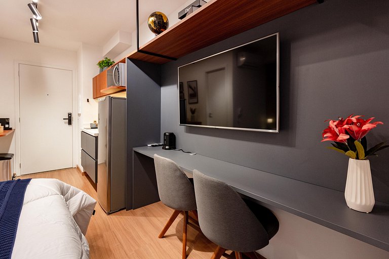 Apto completo com cama queen-size